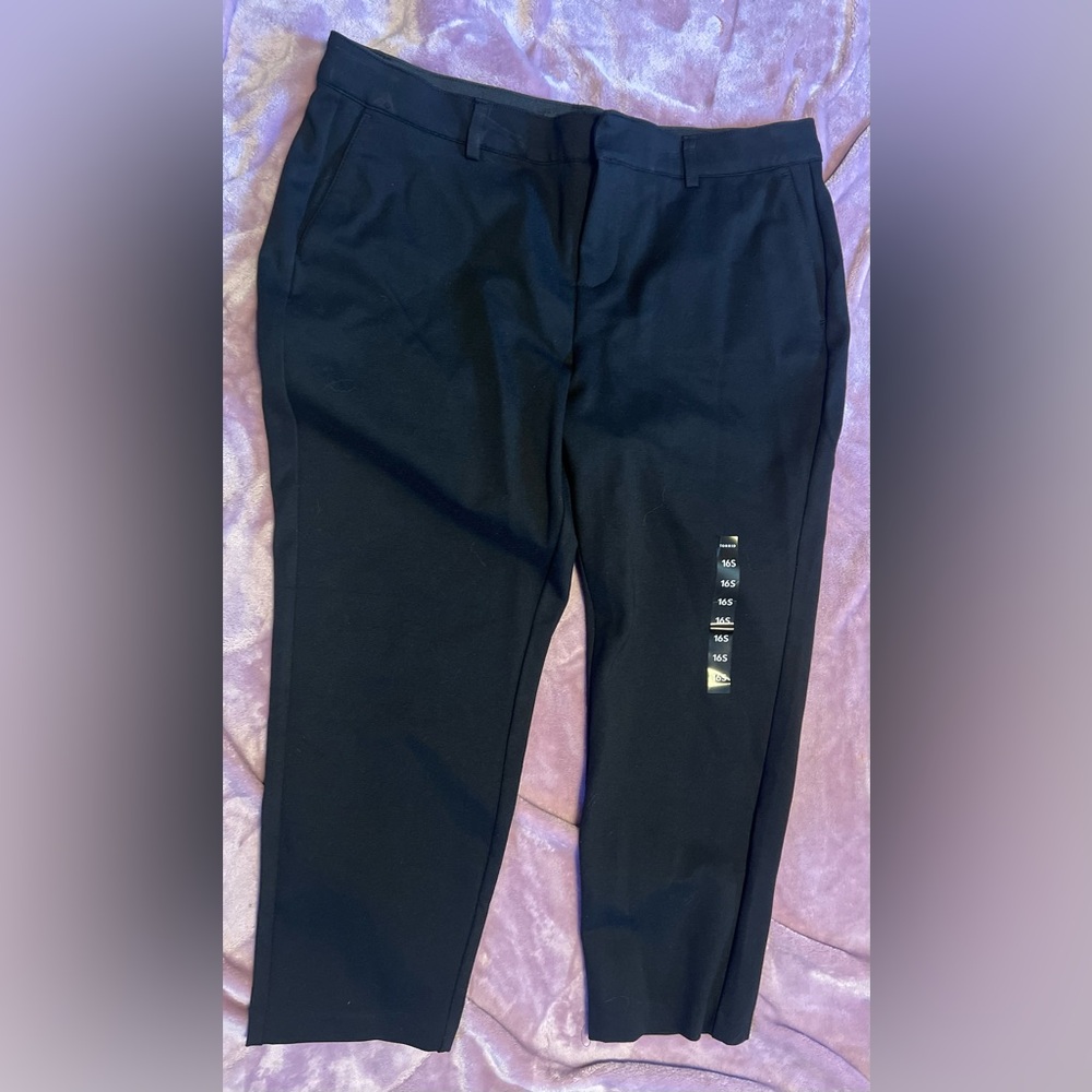 TORRID STUDIO BLACK SLIM TAPER LUXE PONTE ANKLE PANTS SIZE 16 SHORT